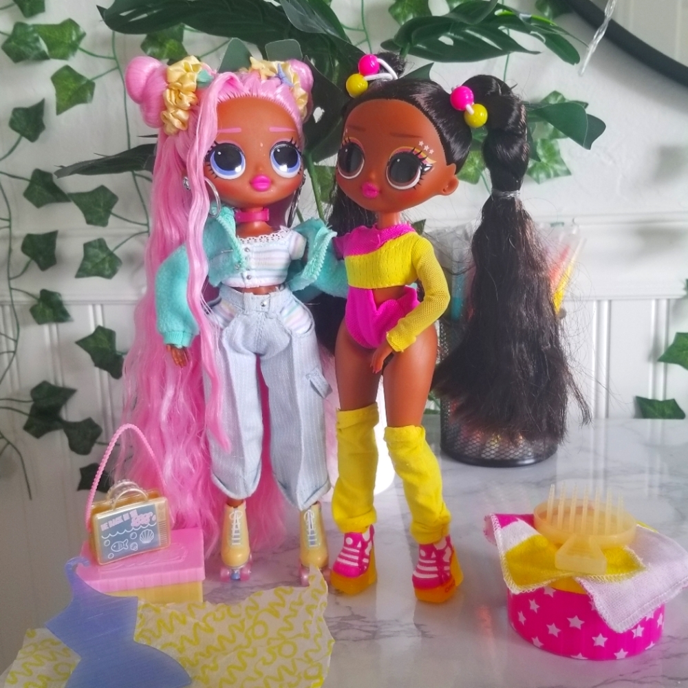 Set Of 2 OMG Dolls! 🤩